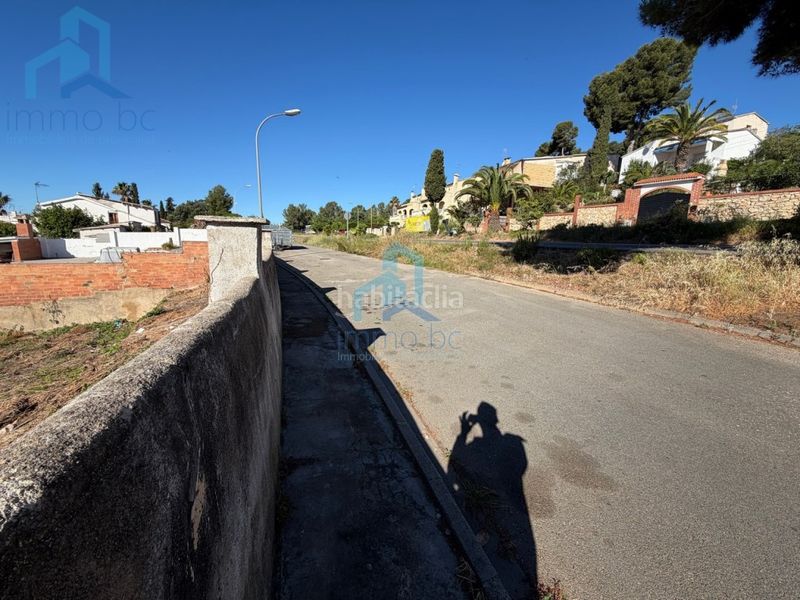 Foto 561f4ad4-f01b-4fd3-9114-7fdac36091e6. Terreno residenziale in Pobla de Montornès (La)