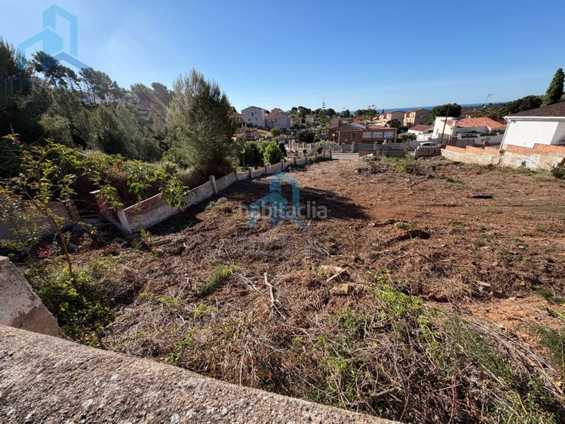 Foto aa94437a-a2e2-4092-aadd-60504e1118e3. Terreno residenziale in Pobla de Montornès (La)