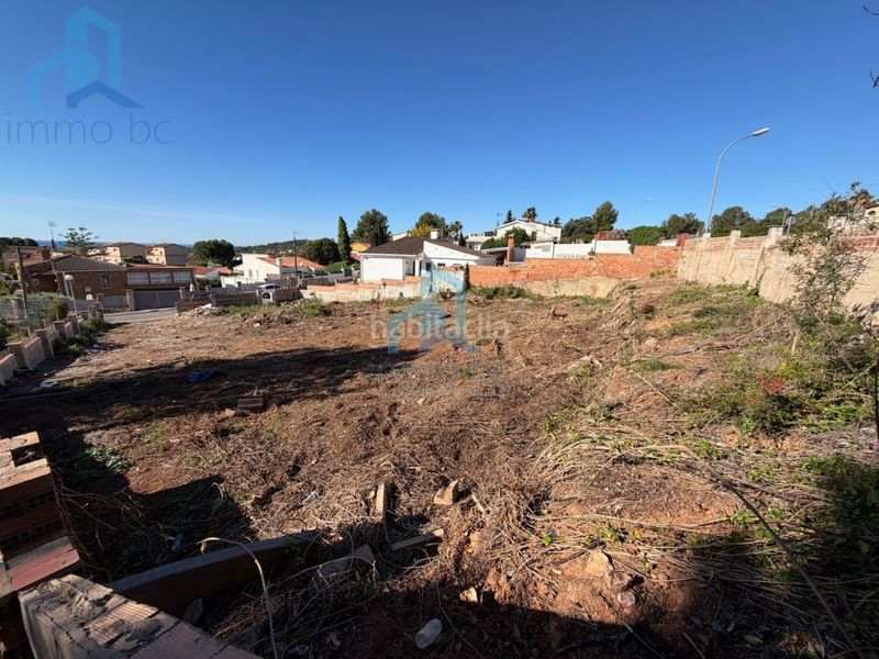 Foto b00cf2d2-1add-4e9e-9069-5a36ecc98c6c. Terreno residenziale in Pobla de Montornès (La)