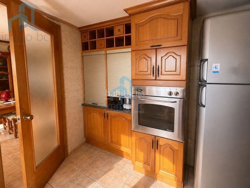 Foto ef0e8aeb-7c26-40d0-a05b-7fb55a208ba9. Casa aparellada amb aparcament a Pallaresos (Els)
