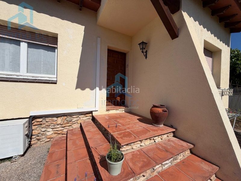 Foto 5fb992e6-97e0-4082-9ebe-6e61e492cdf6. Casa amb aparcament a Creixell