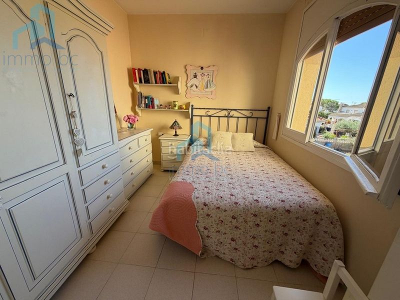 Foto 67b9981a-ca7a-4a4d-b6b4-247b03b539d7. Casa amb aparcament a Creixell