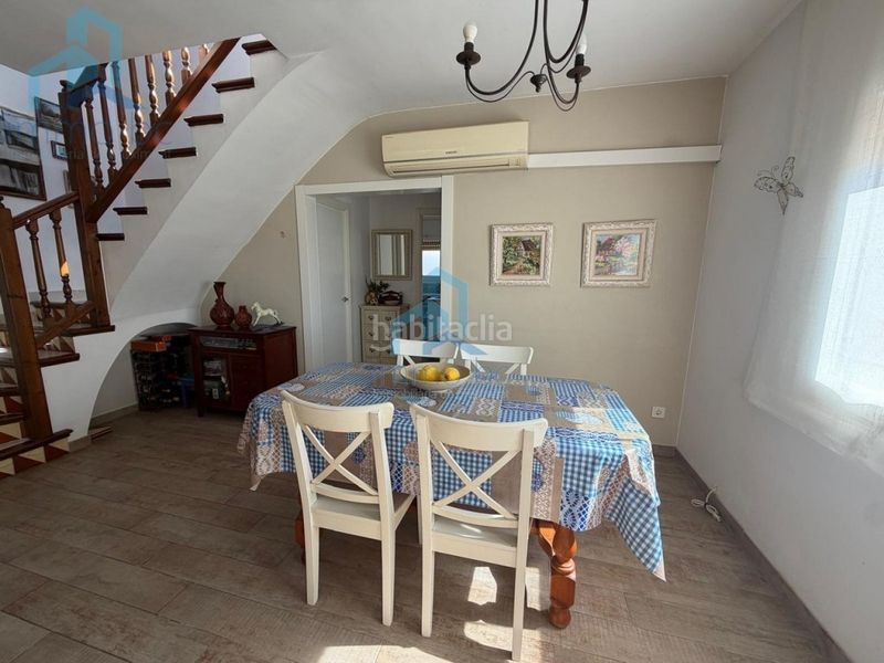Foto d10249fa-e883-4342-8db0-54c041efdaeb. Casa amb aparcament a Creixell