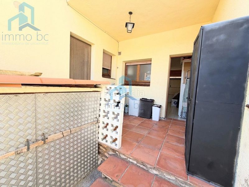 Foto 6ea32737-4866-4e56-b577-662e310dec6c. Casa aparellada amb aparcament a Creixell