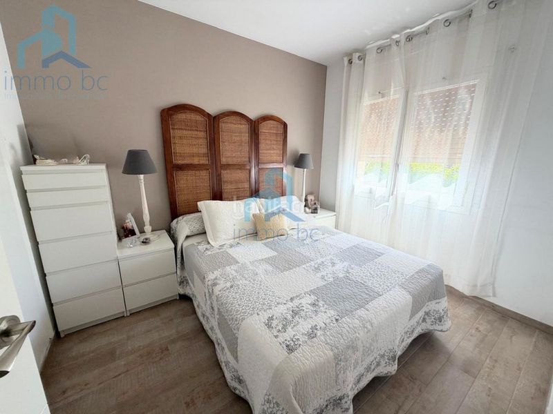 Foto 95e4e019-4132-4ab2-a142-33a7c77d0903. Casa aparellada amb aparcament a Creixell