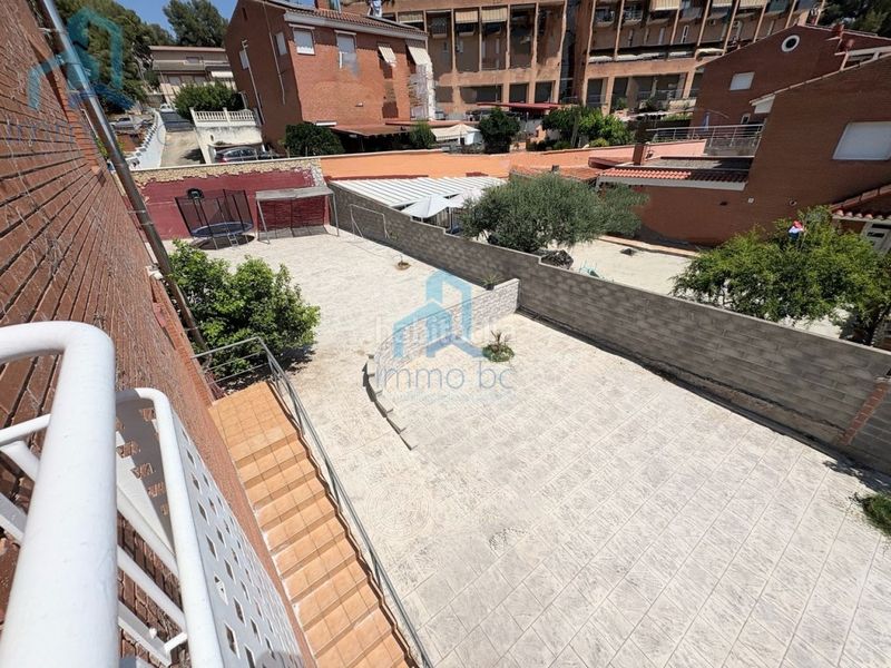 Foto 3126c805-7610-426a-b822-0488cb56334b. Casa adossada amb aparcament a Sant Salvador Tarragona