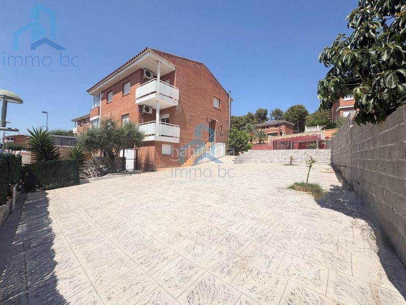 Foto 58251ca3-1f4c-4b11-bfa8-cd64c8ae4079. Casa adossada amb aparcament a Sant Salvador Tarragona