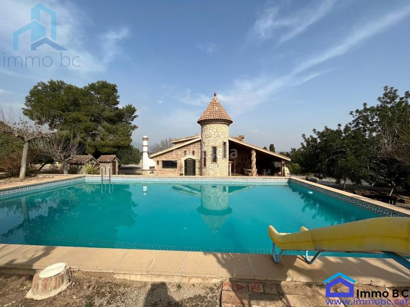 Foto 171f1b36-3131-4662-a542-0f82a061c1d9. Casa fantástica villa en Milà (El)
