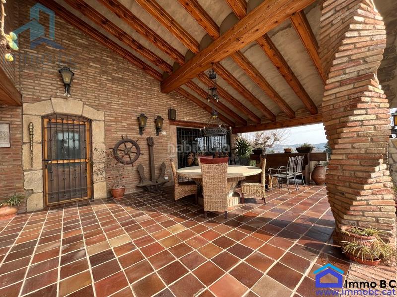 Foto 26162f83-f2ac-4cb0-8a07-989f4f191396. Casa fantástica villa en Milà (El)