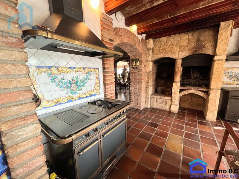 Foto 297b1b51-9677-4cd8-92b4-c9af62353d3a. Casa fantástica villa en Milà (El)