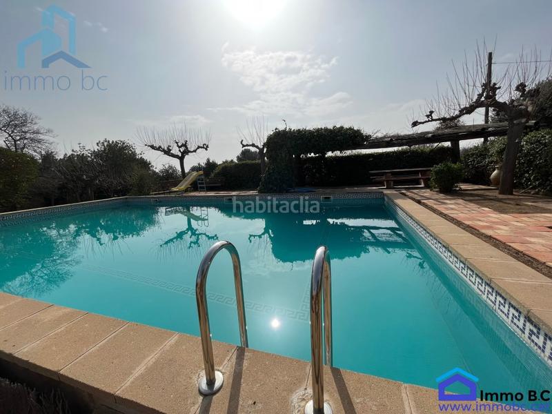 Foto 964d3142-8ab1-4176-b445-61c6a7d7d709. Casa fantástica villa en Milà (El)