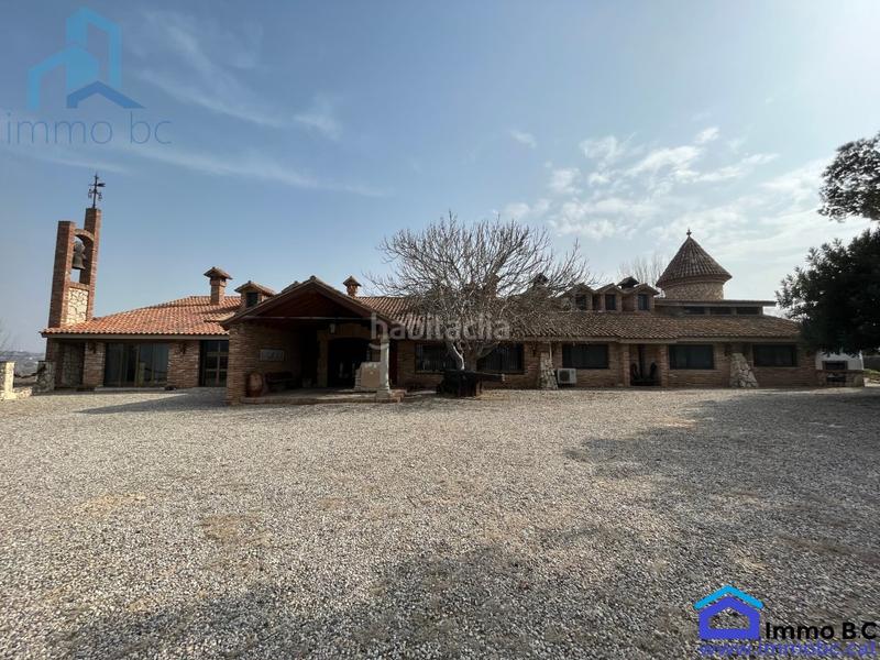 Foto b33a0734-c55f-4486-b54d-8ab79b053175. Casa fantástica villa en Milà (El)