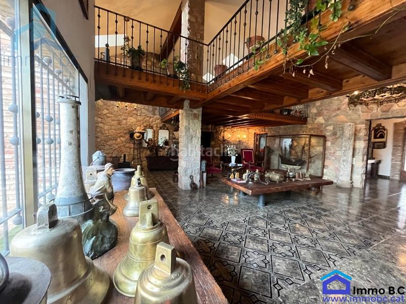Foto bff0f610-f5cc-4a05-b73a-b66137718110. Casa fantástica villa en Milà (El)