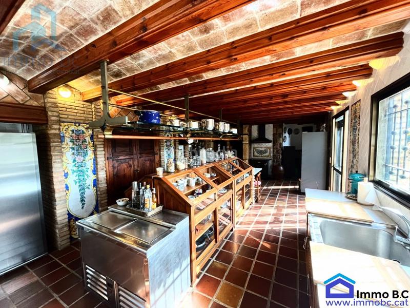 Foto d582305e-3d8b-49f8-a270-f652835ba70d. Casa fantástica villa en Milà (El)