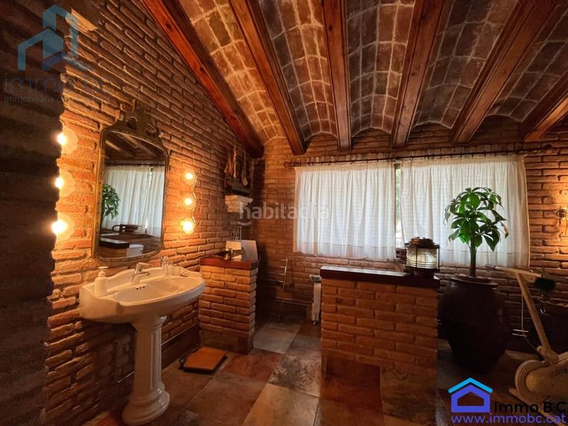 Foto f9a6c5c9-daf8-49a1-9cfa-b416384a24a4. Casa fantástica villa en Milà (El)