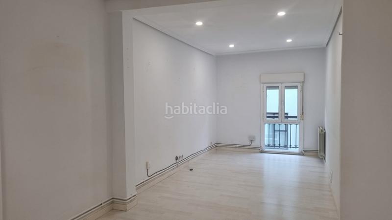 Foto 65714f56-7230-4d43-a78f-bf85d34b6cc2. Appartement avec chauffage dans Centro - Ayuntamiento Santander