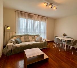 Miete Etagenwohnung  Calle gutiérrez solana. Piso en alquiler para fijo en maliaño, con garaje y trastero.