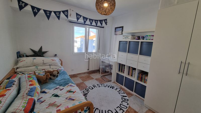 Foto c0a70420-f906-401c-b974-e373c9cacd39. Rent flat with heating in Los Castros Santander