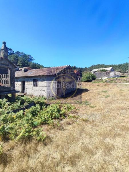 Foto 6df83dca-560e-43a0-a9f3-0c9dd4795325. Bauernhof mit heizung in Valadares - Beade Vigo