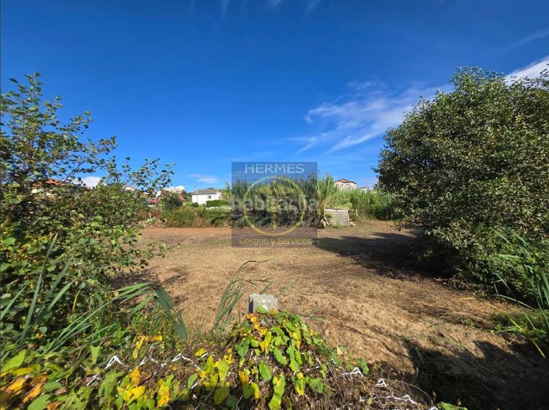 Foto eb705fa4-7ba6-4692-88fa-28164fc7282f. Terrain résidentiel dans Poio