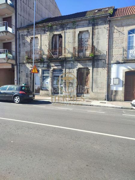 Foto 2f107017-0892-416a-99b7-98f1ebe1ad78. Edificio en Tui