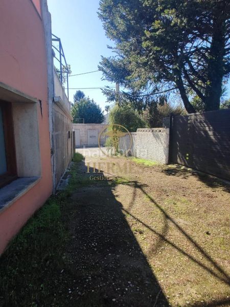 Foto b5160468-956b-4d63-b830-b27c07379c33. Edificio en Tui