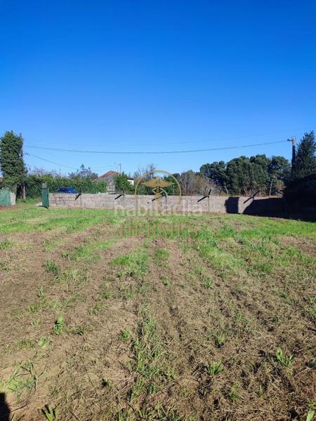 Foto 2099692c-ea82-4549-ab25-30f9ef031955. Terreno residencial en Tui