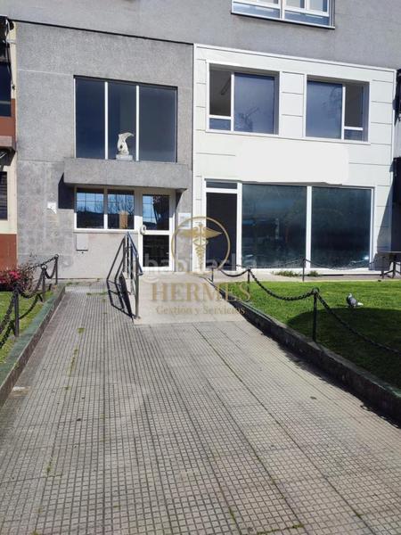 Foto b879de54-8bee-40d6-bac3-5eee4d21598c. Business premise in As Travesas - Balaidos Vigo