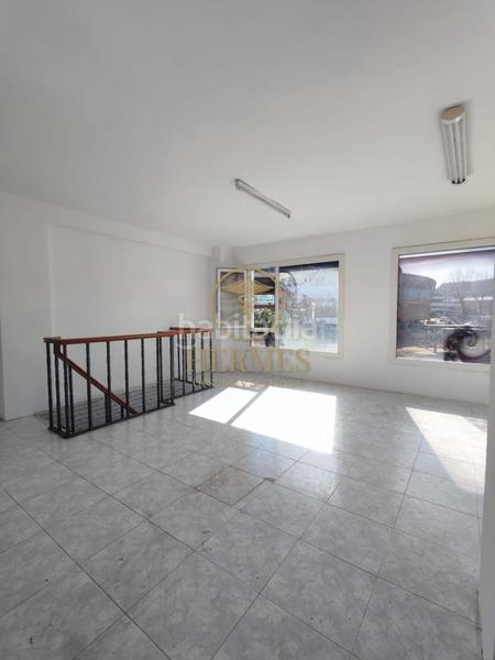 Foto 4f801992-bb33-46e7-b5f8-781153a05621. Local comercial a As Travesas - Balaidos Vigo