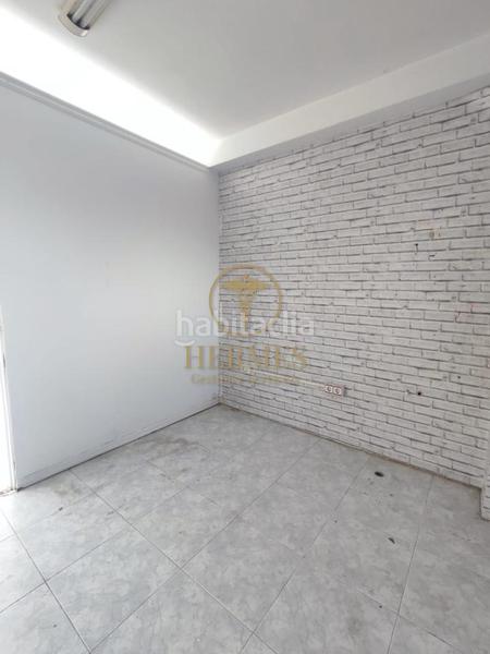 Foto afe4e835-772d-4e5e-81f3-6940a517530c. Local comercial a As Travesas - Balaidos Vigo