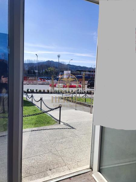 Foto e69fb445-5f36-4b32-b628-26c7259f7aab. Local comercial a As Travesas - Balaidos Vigo