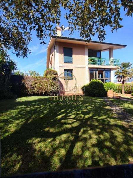 Foto 66b8b147-1b66-43d1-ba0d-96b54f2727de. Chalet con riscaldamento parcheggio in Nigrán centro Nigrán