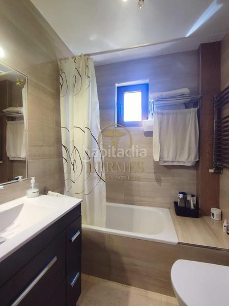 Foto b6e18325-dee6-4563-917a-70d54b7d9a58. Xalet amb calefacció aparcament a Nigrán centro Nigrán