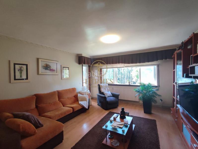 Foto 0155f9ba-84ad-41b3-8ebf-3628443f2bf7. Casa amb calefacció aparcament piscina a Vilaboa