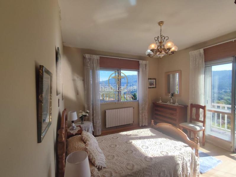 Foto 0bfddbb6-93e7-446e-9f7c-1779ddb8591c. Casa amb calefacció aparcament piscina a Vilaboa