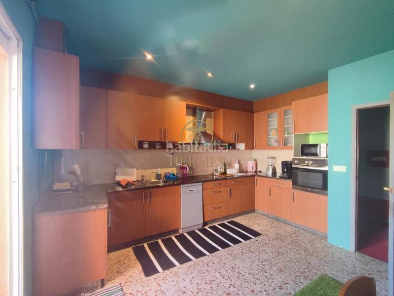 Foto 2f1bbe48-959f-4593-bac4-721c8eb04df2. Casa amb calefacció aparcament piscina a Vilaboa