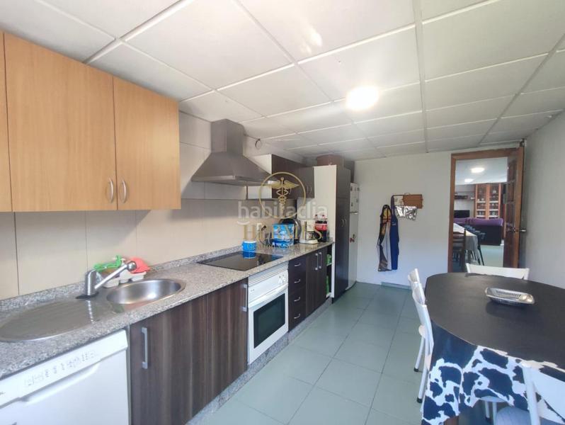 Foto 7acdc4ef-a923-448b-a94d-5bcf54075375. Casa amb calefacció aparcament piscina a Vilaboa