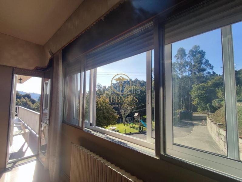 Foto 87439a8d-80c7-45ea-a5c2-bc62919bcfbe. Casa amb calefacció aparcament piscina a Vilaboa