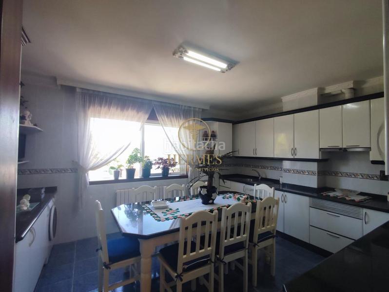 Foto d72a5234-fac4-49a4-a2cf-bd43c3cccb16. Casa amb calefacció aparcament piscina a Vilaboa