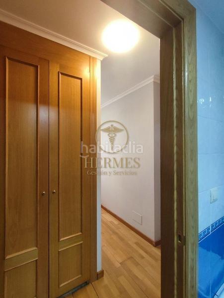 Foto 0c3d1012-f0e8-46c3-89a0-b9feac3f2171. Appartamento con riscaldamento parcheggio in Navia Vigo