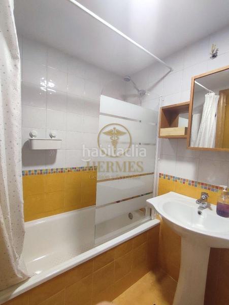 Foto cf3ce5e1-335a-4f50-a69b-67e388e8eb41. Appartamento con riscaldamento parcheggio in Navia Vigo