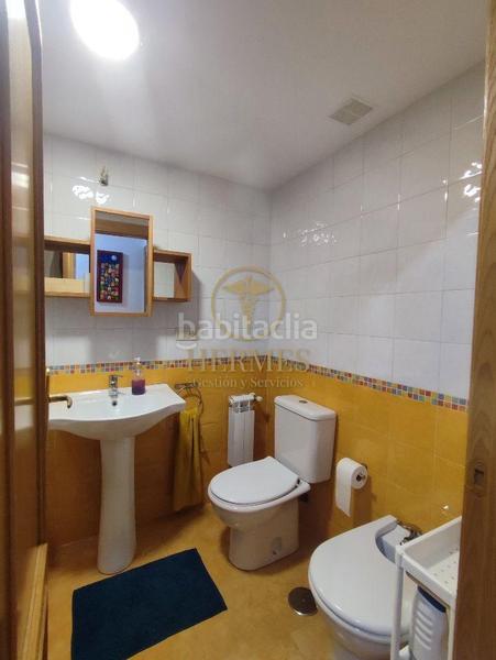 Foto 697d068a-1b2f-4604-8308-371dd7715c9c. Etagenwohnung mit heizung parking in Navia Vigo