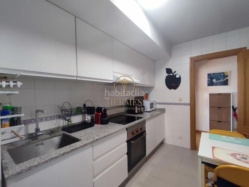 Foto 8527c071-49bb-4403-9bf2-1c2fd5c53a9e. Etagenwohnung mit heizung parking in Navia Vigo