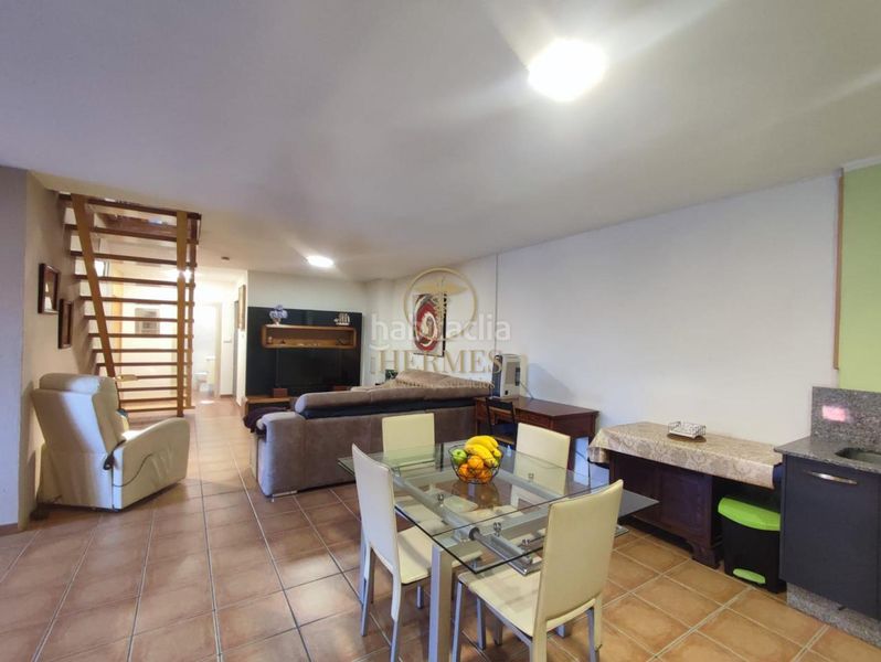 Foto 0d0b376e-1e7d-4e09-aaaf-3003f2f1878d. Chalet avec chauffage parking piscine dans Mos