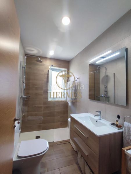 Foto 4c108c16-bce7-428a-8fc1-978bfff53b78. Chalet avec chauffage parking piscine dans Mos