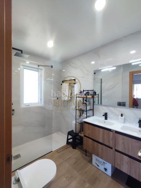 Foto 7c83f0e5-82c4-488c-842b-29ac2dc4553a. Chalet avec chauffage parking piscine dans Mos