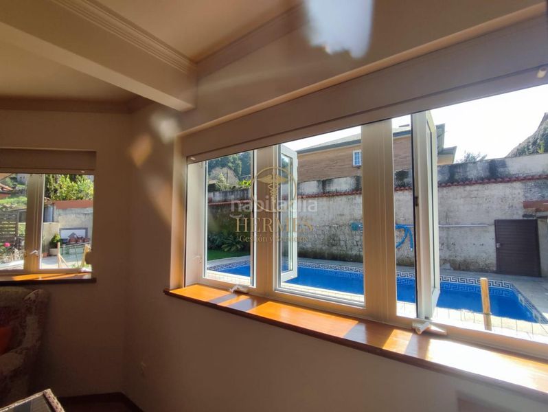 Foto ca4cc1c7-0faa-4887-a023-99971936c96d. Chalet avec chauffage parking piscine dans Mos