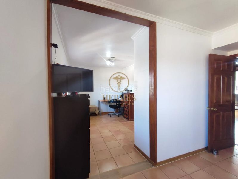 Foto e5d2499c-ecab-42a7-bc0f-43250b6f61d4. Chalet avec chauffage parking piscine dans Mos
