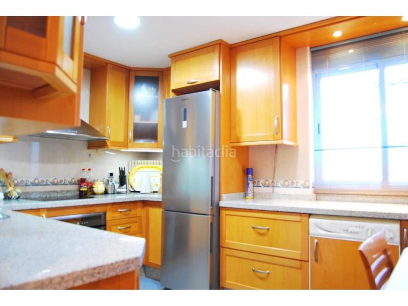 Foto 9f2f1308-f8f0-4f14-9f07-99d6abab1329. Piso  en venta en avda. rafael pérez del álamo, 3 dormitorios. en Loja