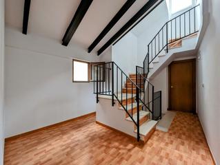 Maison à Loja. Casa en venta en centro, 4 dormitorios.